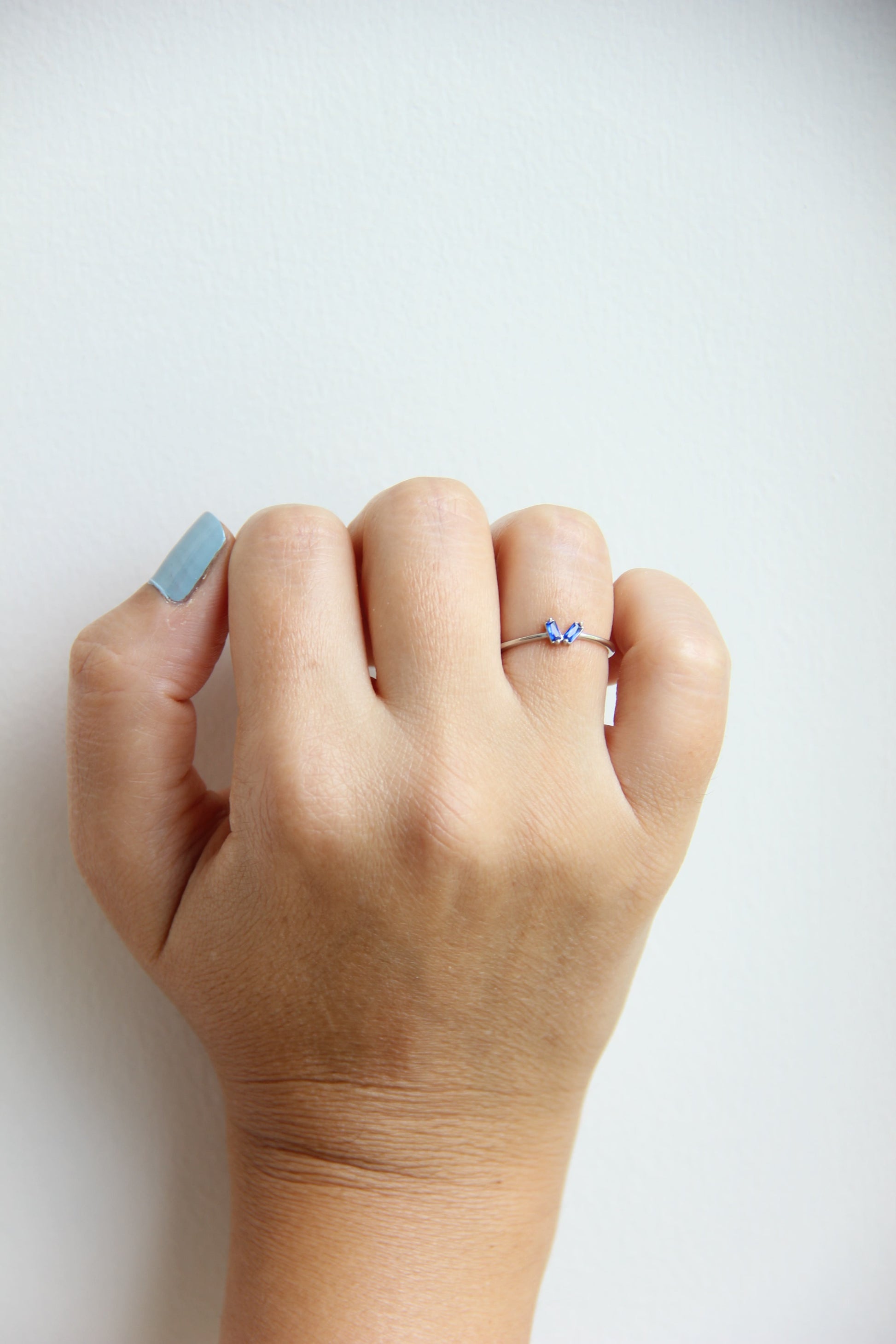 Blue Baguette Ring with Zircon