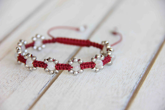 White Moonstone FLower bracelet with 925 Sterling Silver Beads
