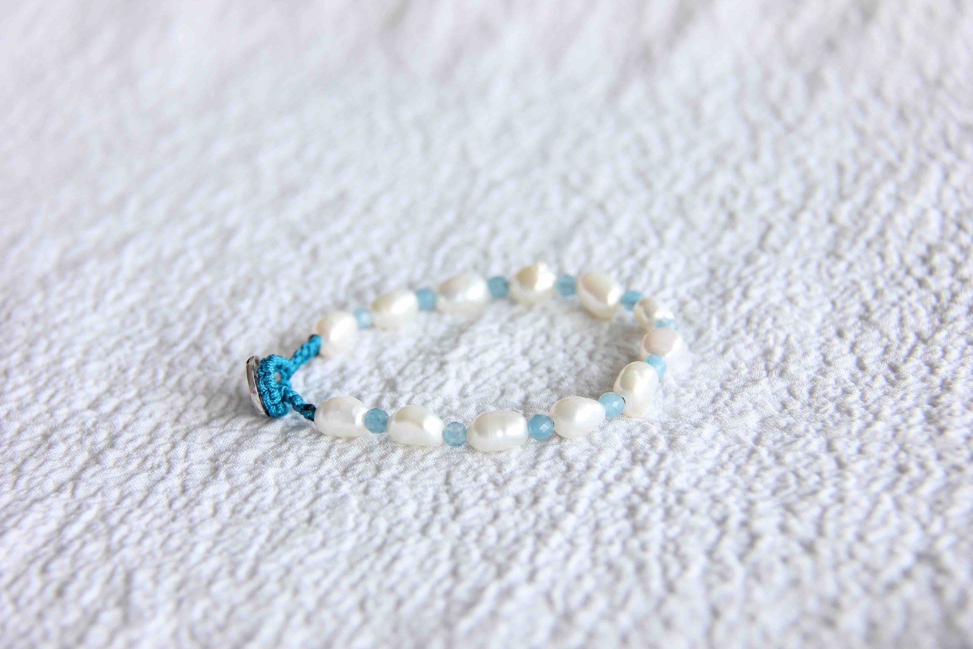 Blue Quartz Pearl Bracelet, Pearl Bracelet, Pearl Jewelry, Gemstone Jewelry, Gemstone Bracelet, Quartz Bracelet