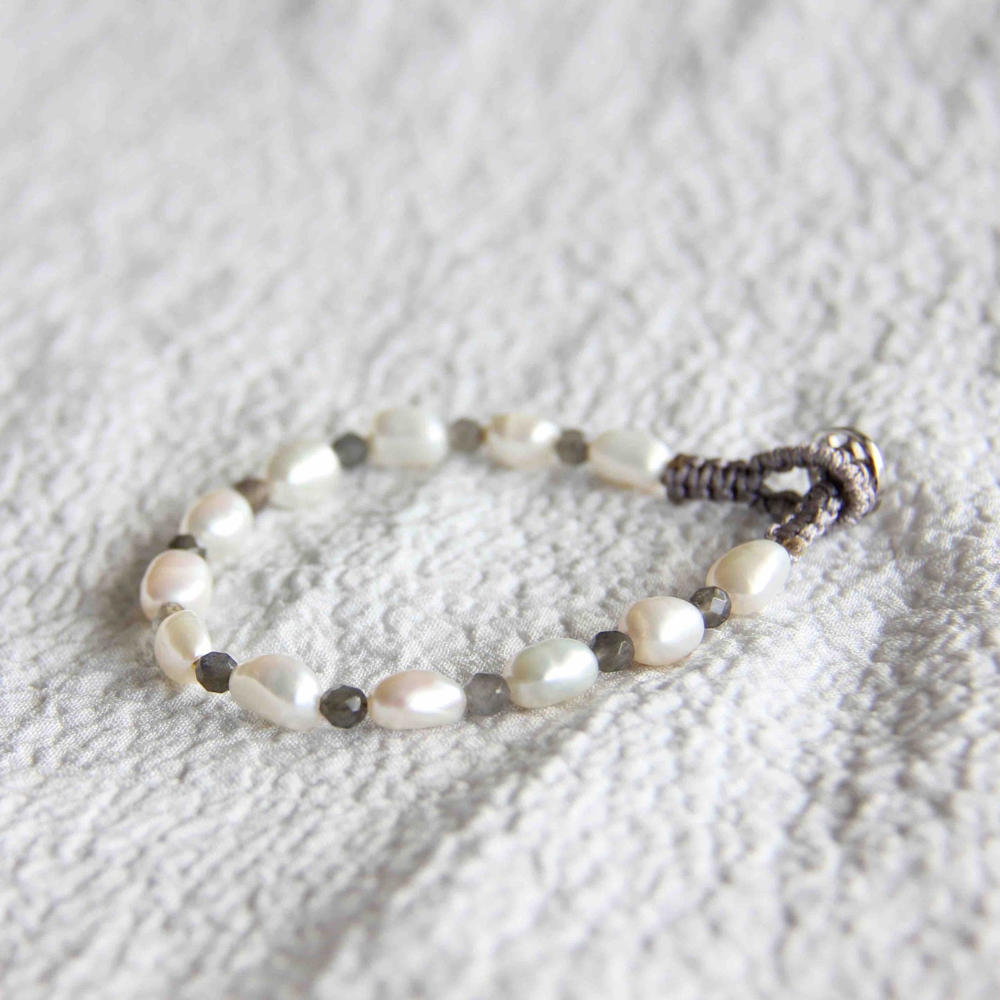 Labradorite Pearl Bracelet, Pearl Bracelet, Pearl Jewelry, Gemstone Jewelry, Gemstone Bracelet, Quartz Bracelet