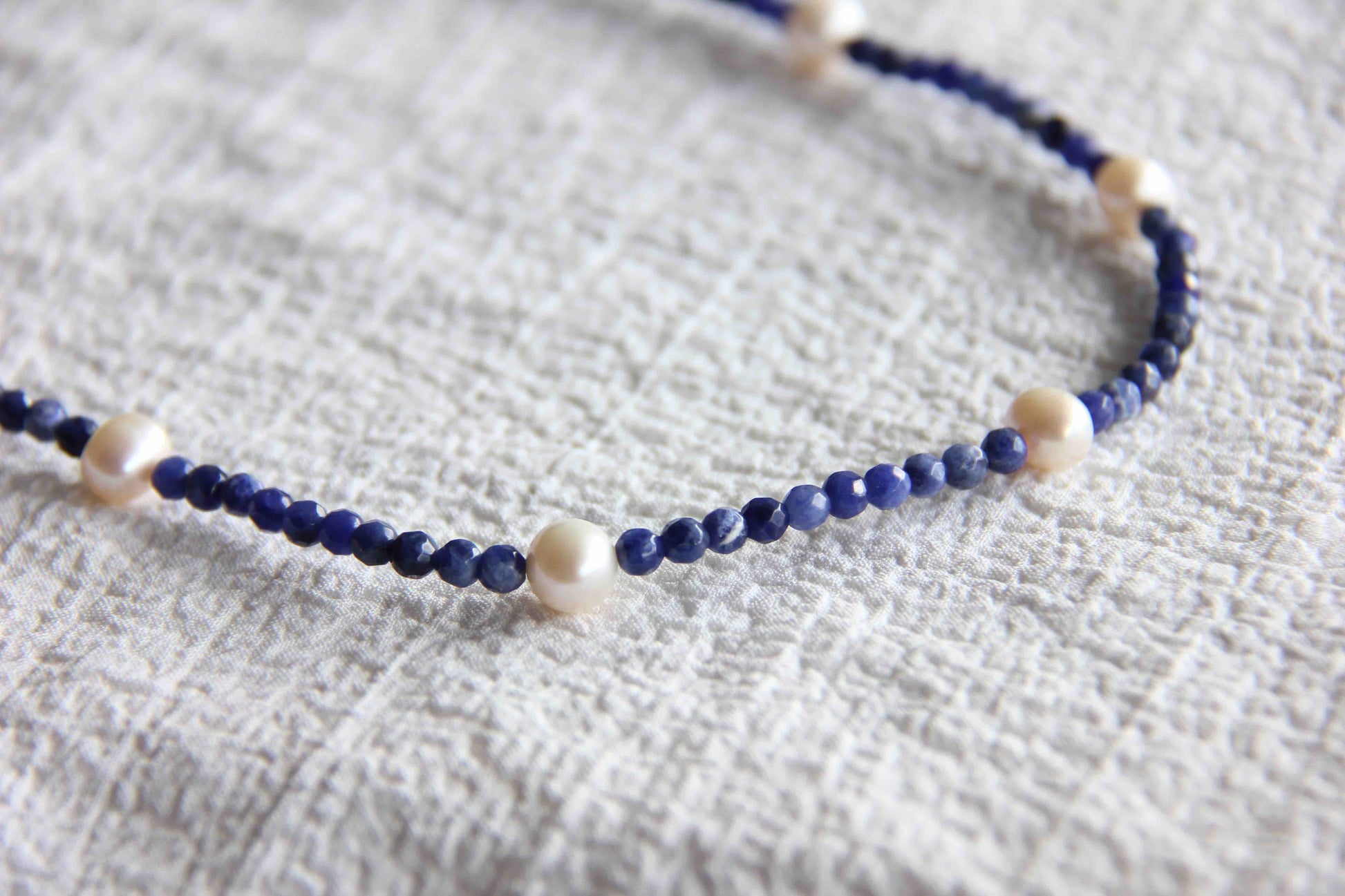 Sodalite Pearl Necklace, Pearl Necklace, Sodalite Necklace, Gemstone Necklace, Necklace for Women, Sodalite Meaning, Sodalite Crystal